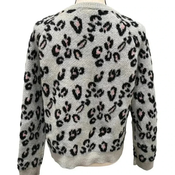 Derek Heart Sweater - Picture 2 of 6